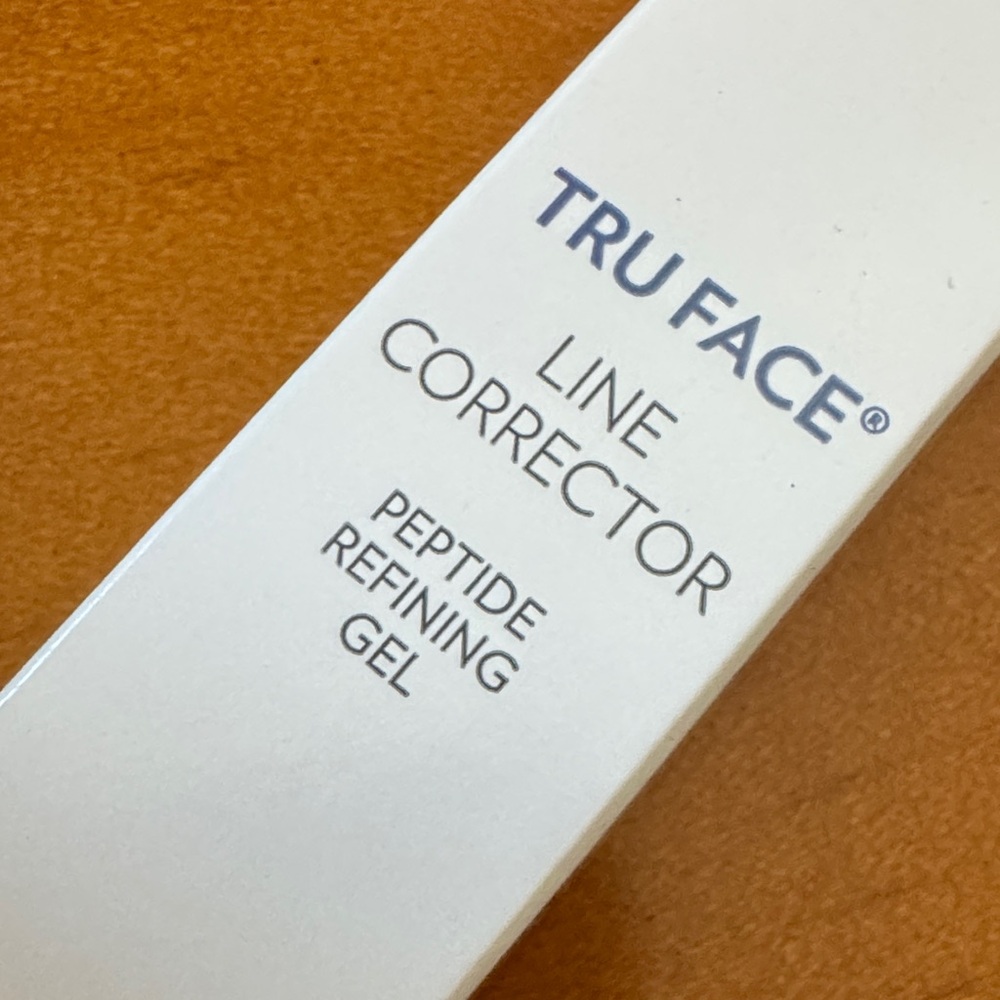 TRU FACE Line Corrector Peptide Refining Gel